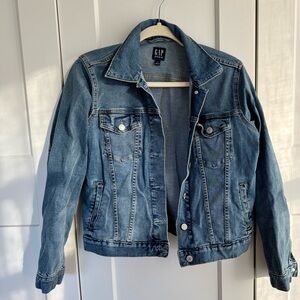 GAP Women's Classic Blue Jean Jacket
